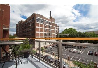YorkSquare-balcony