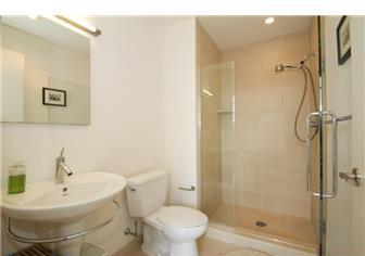 YorkSquare-bathroom2