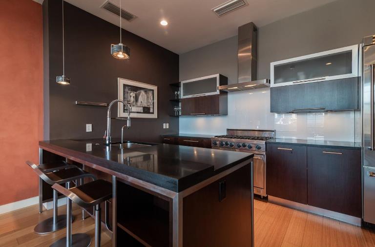 108 Arch Kitchen