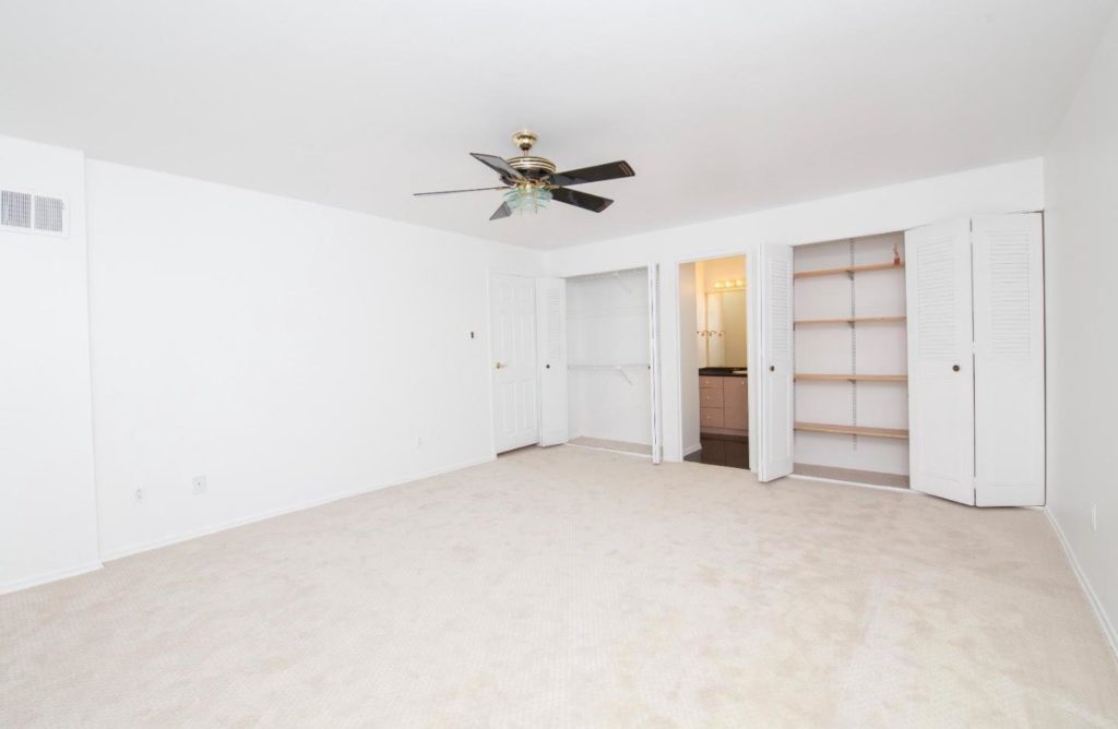 Penns Landing Square Living Room