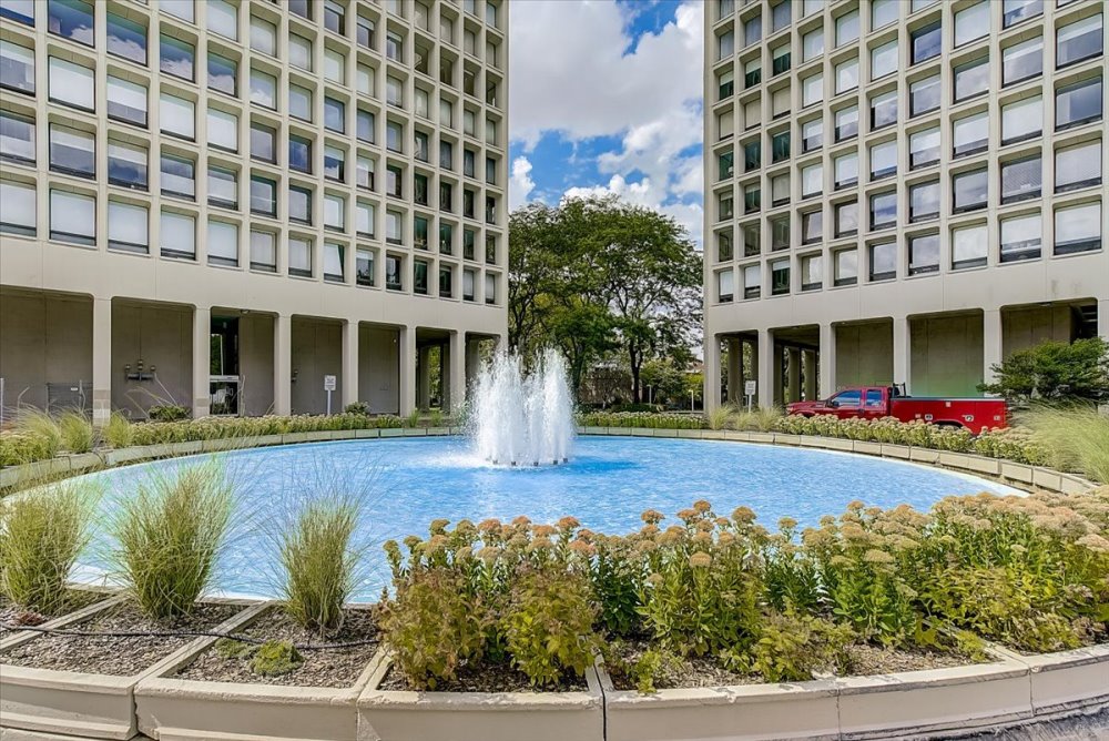 Society Hill Towers Condos For Sale at 200-220 Locust Street in Philadelphia