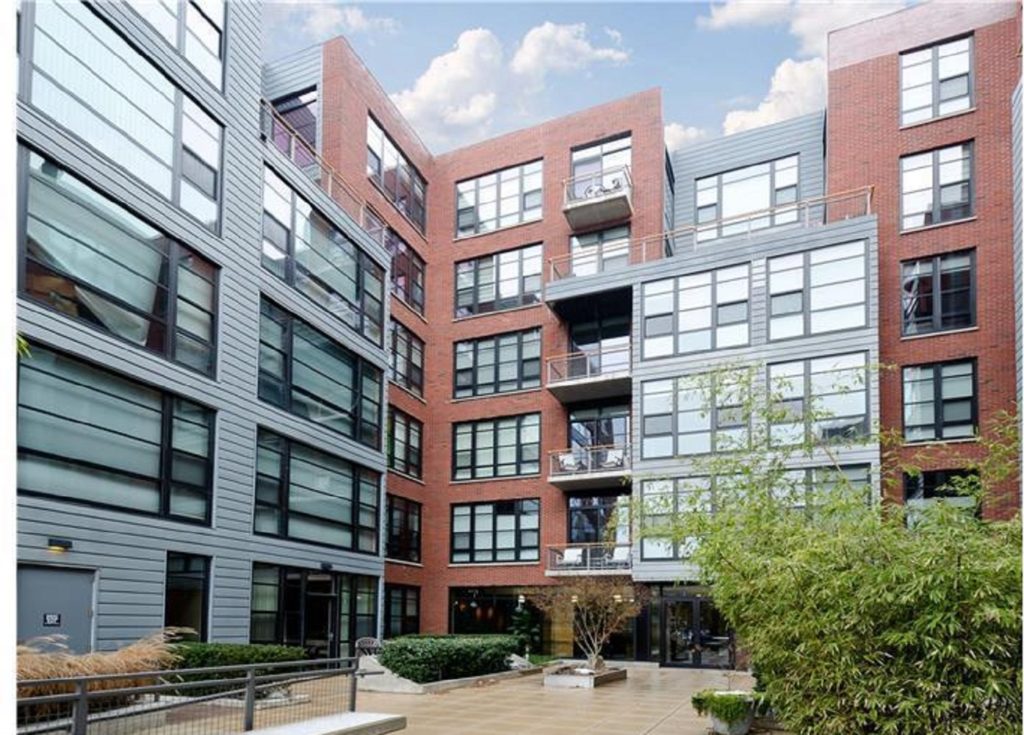 York Square Condos for Sale 