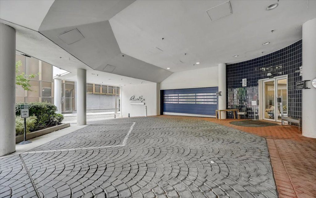 River's Edge Condos