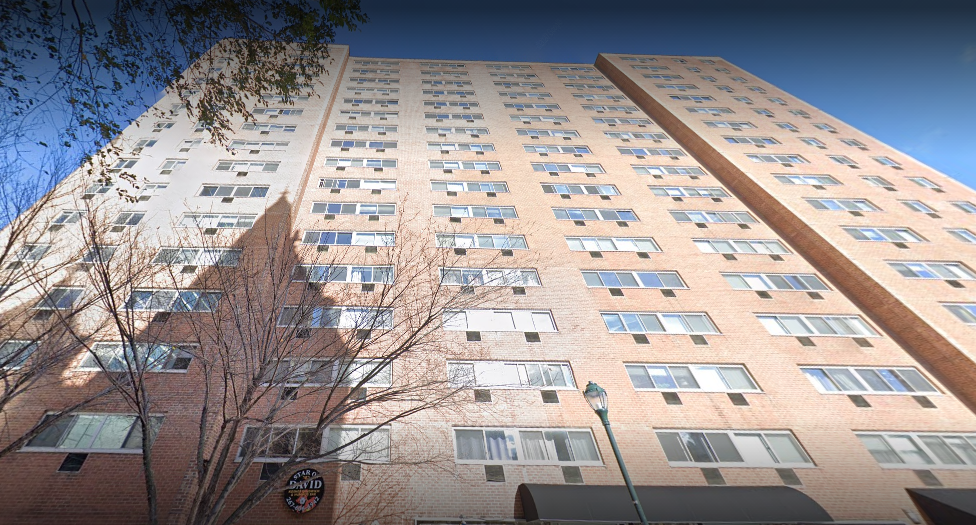 River West Condos at 2101 Chestnut Street