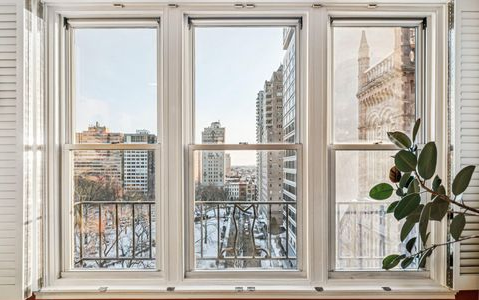 Rittenhouse Plaza Windows View - 1901 Walnut Street