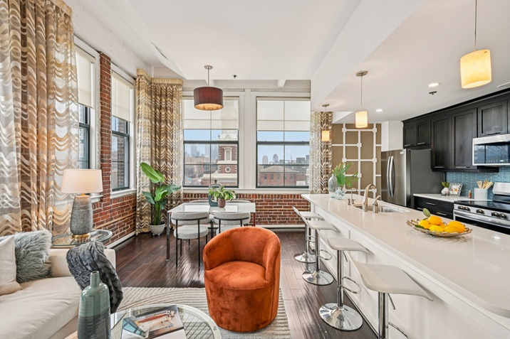 Pied-a-terre-BridgeviewPlaceCondos Pied-A-Terre Bridgeview Place Condos in Center City Philadelphia