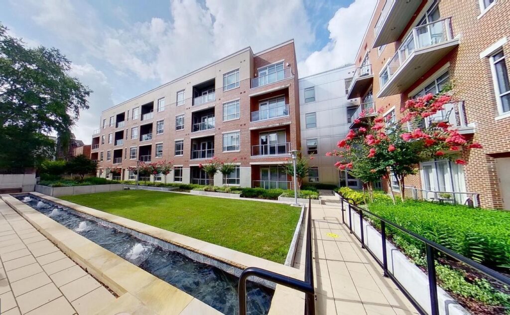410 Society Hill