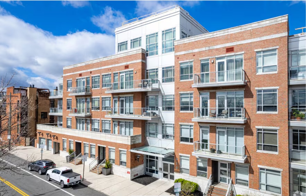 410 Society Hill